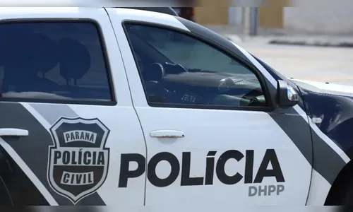 PR: motorista flagra crime sexual e para ônibus em frente à delegacia