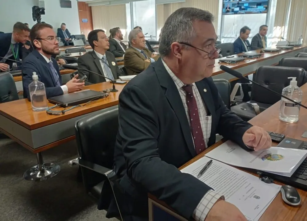 Beto Preto assume sua cadeira na Câmara Federal