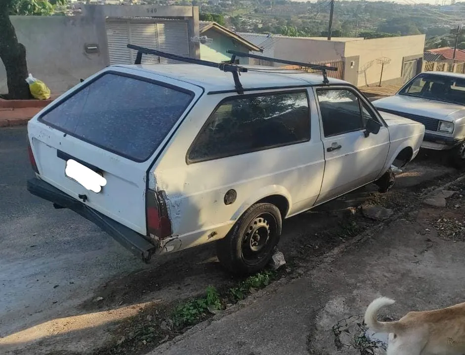 Carro teria sido furtado por quadrilha