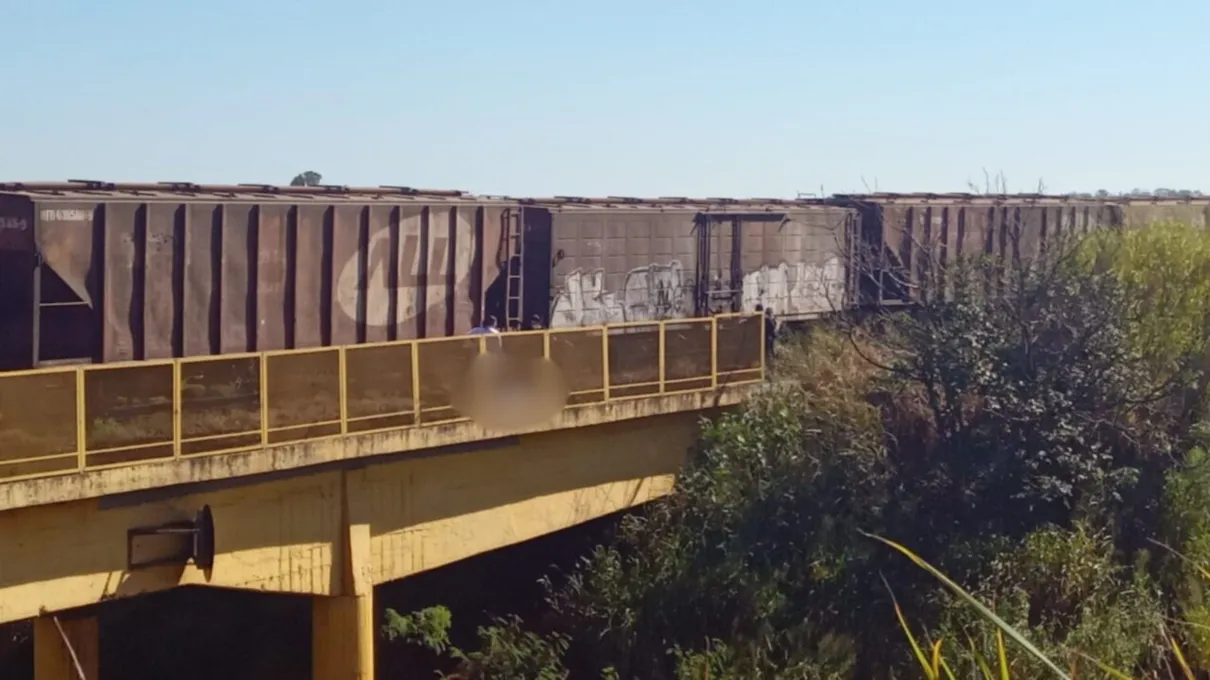 Idoso morre ao ser atingido por trem em Cambira