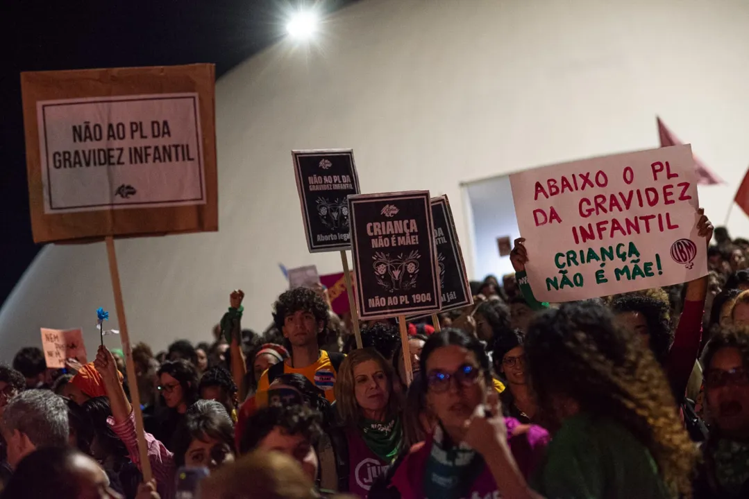 Projeto é alvo de protestos