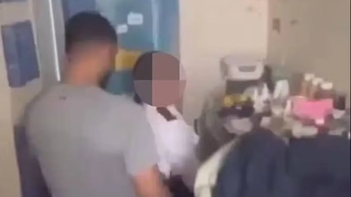 Vídeo em que brasileira faz sexo com detento dentro da prisão vazou na internet