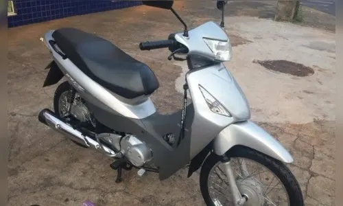 Motociclista leva multa por não usar cinto de segurança; entenda