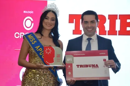 Diretor do Grupo Tribuna, André Marçal durante a premiação do Top de Marcas