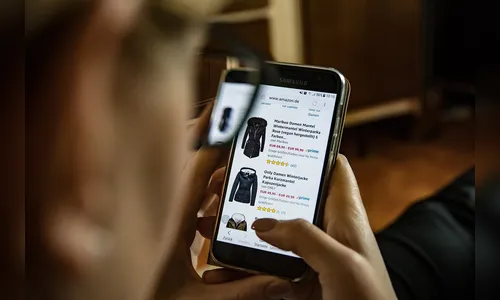 Lula sanciona taxação de compras internacionais de até US$ 50