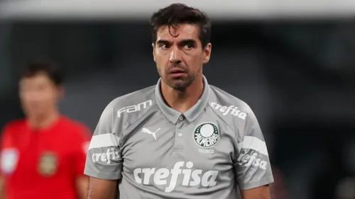 Abel Ferreira erra e Palmeiras é 'atropelado' no Brasileirão