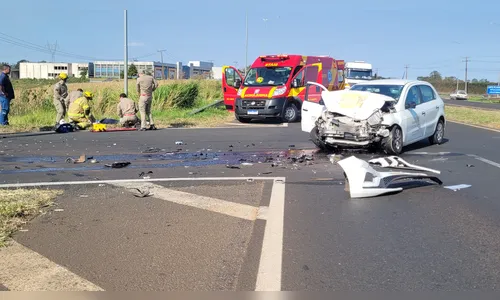 Carro da saúde se envolve em acidente com caminhão-tanque na BR-369