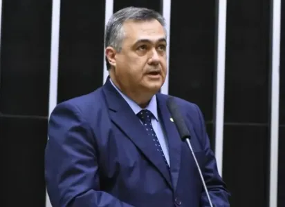 Beto Preto durante sessão na Câmara dos Deputados