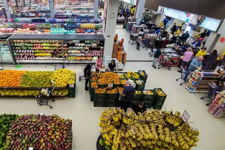 Com queda nos preços da banana-caturra e dos feijões preto e carioca