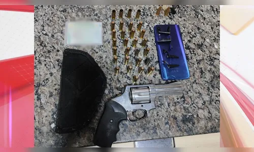 Envolvido em importunação sexual contra criança é preso com revólver