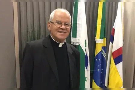 Padre é contra sepultar pets com humanos “o corpo humano é santuário"