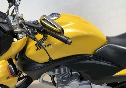 Até a publicação desta matéria a moto não havia sido encontrada.