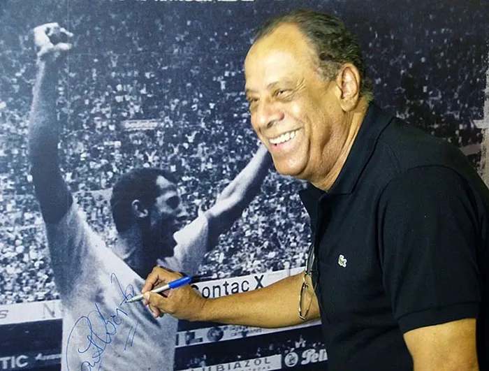 Carlos Alberto nasceu no Rio de Janeiro, há 80 anos (17 de julho de 1944)