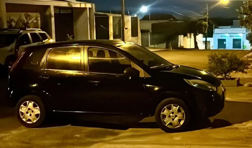 Fiesta foi deixado em frente à casa da vítima