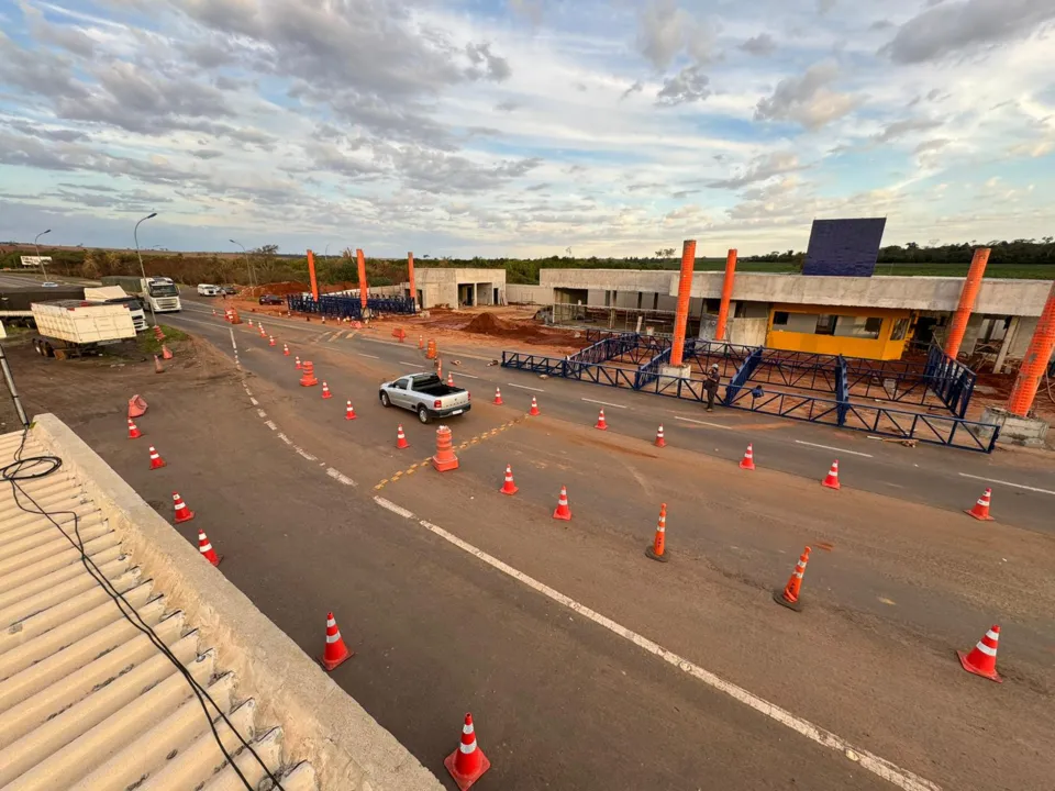 PRF recomenda prudência e atenção ao passar pelo local, que está sendo monitorado por policiais