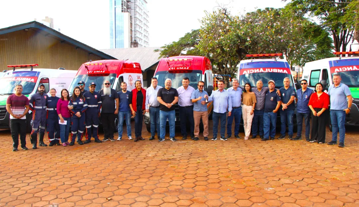 Seis novas ambulâncias foram entregues pela prefeitura