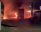 Caminhão pega fogo próximo de posto em distrito de Marilândia do Sul