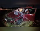 Dois ficam feridos após carro bater em poste na PR-170 em Borrazópolis