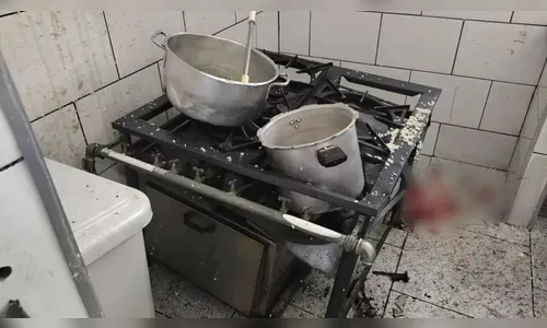 Merendeira fica em estado grave após panela de pressão explodir