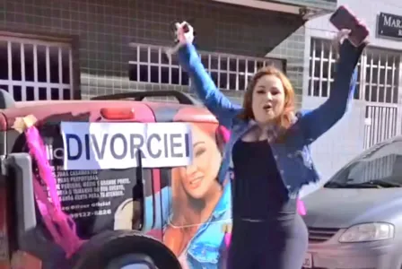 A cantora publicou a comemoração no Instagram