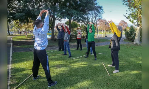 Expectativa de vida no PR ultrapassa 79 anos, aponta projeção do IBGE