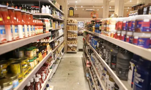 Emprego no comércio levou 3 anos para retomar nível pré-pandemia