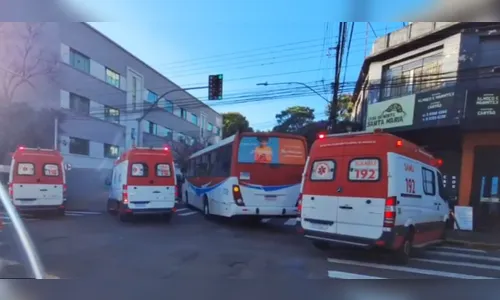 Idosa é atropelada por ônibus em cruzamento de Arapongas