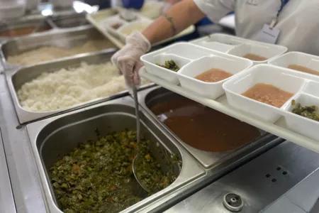 As dietas são direcionadas aos pacientes dependendo da necessidade de cada um