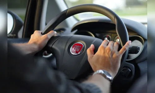 Motorista de aplicativo tem carro roubado por 4 mulheres em Jandaia