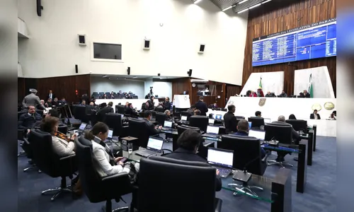 Deputados aprovam emendas para aprimorar “Lei Vini Jr” no PR