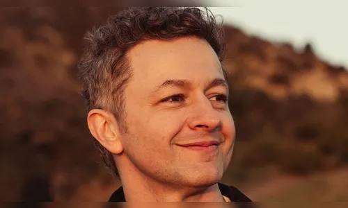 Ex-marido de Sandy conta sobre a vida de solteiro: 