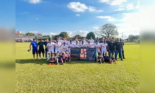 Equipe apucaranense chega à final de campeonato amador de futebol