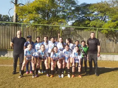 Equipe feminina do Colégio São José