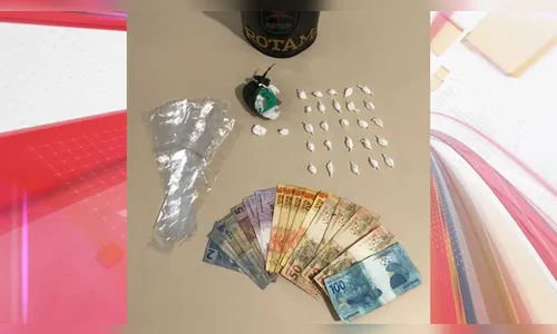 Mulher é presa com 46,5 gramas de cocaína em São João do Ivaí