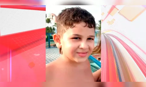 Criança morre em escolinha de futebol ao encostar em grade energizada