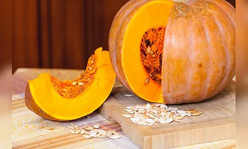 Mulher fica ferida e chama a polícia após ser agredida com abóbora