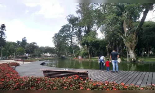 Idoso é socorrido após cair em lago de parque e se afogar no PR