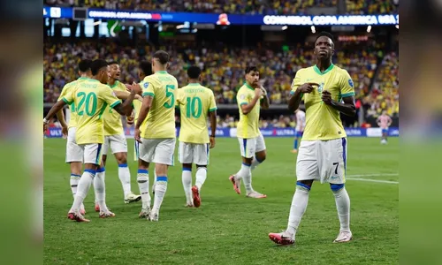 Brasil entra em campo e encara a Colômbia de olho na vitória