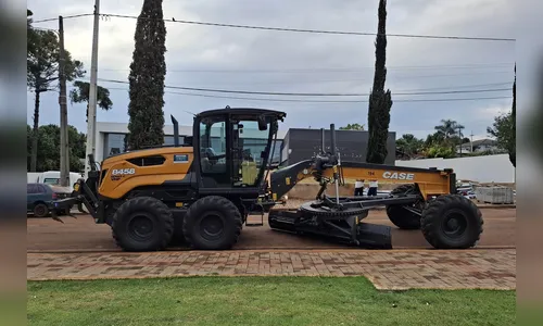 PR libera R$ 600 mi para cidades comprarem veículos e equipamentos