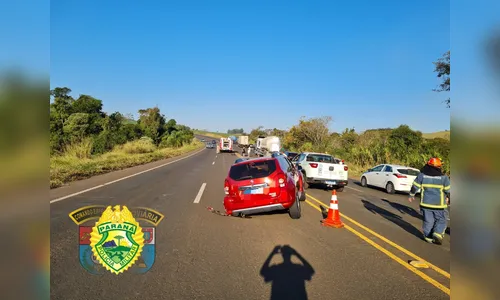 Acidente em Apucarana envolve carreta e outros três carros; saiba mais