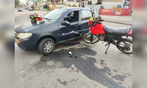 Motociclista bate em carro e motorista afirma que sonhou com acidente