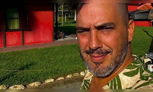 O famoso ainda contou que é adepto de brinquedos eróticos