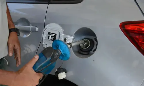 Petrobras reajusta preços da gasolina e do gás de cozinha; saiba mais