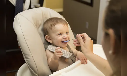 Oferecer amendoim na introdução alimentar reduz o risco de alergia?