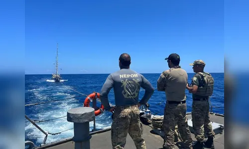PF faz operação contra quadrilha que traficava em barcos de pesca