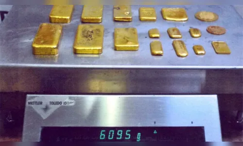 PF prende homem tentando embarcar com ouro para a China