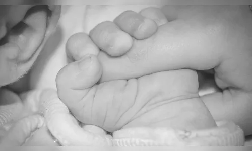 Bebê de 6 meses é agredido por homem que também enforcou ex-mulher