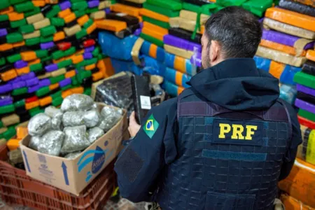 Paraná, por sua posição geográfica estratégica, torna-se porta de entrada para o tráfico de drogas no Brasil, segundo a PRF