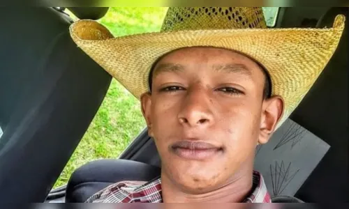 Peão morre após ser atingido por touro em rodeio no PR