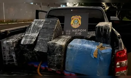 Polícia apreende 300 kg de maconha em barco no Paraná